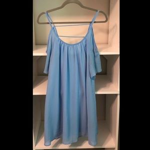 🔸Flowy Blue Dress